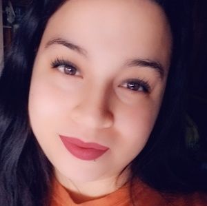 Meet your Posher, Jolanda